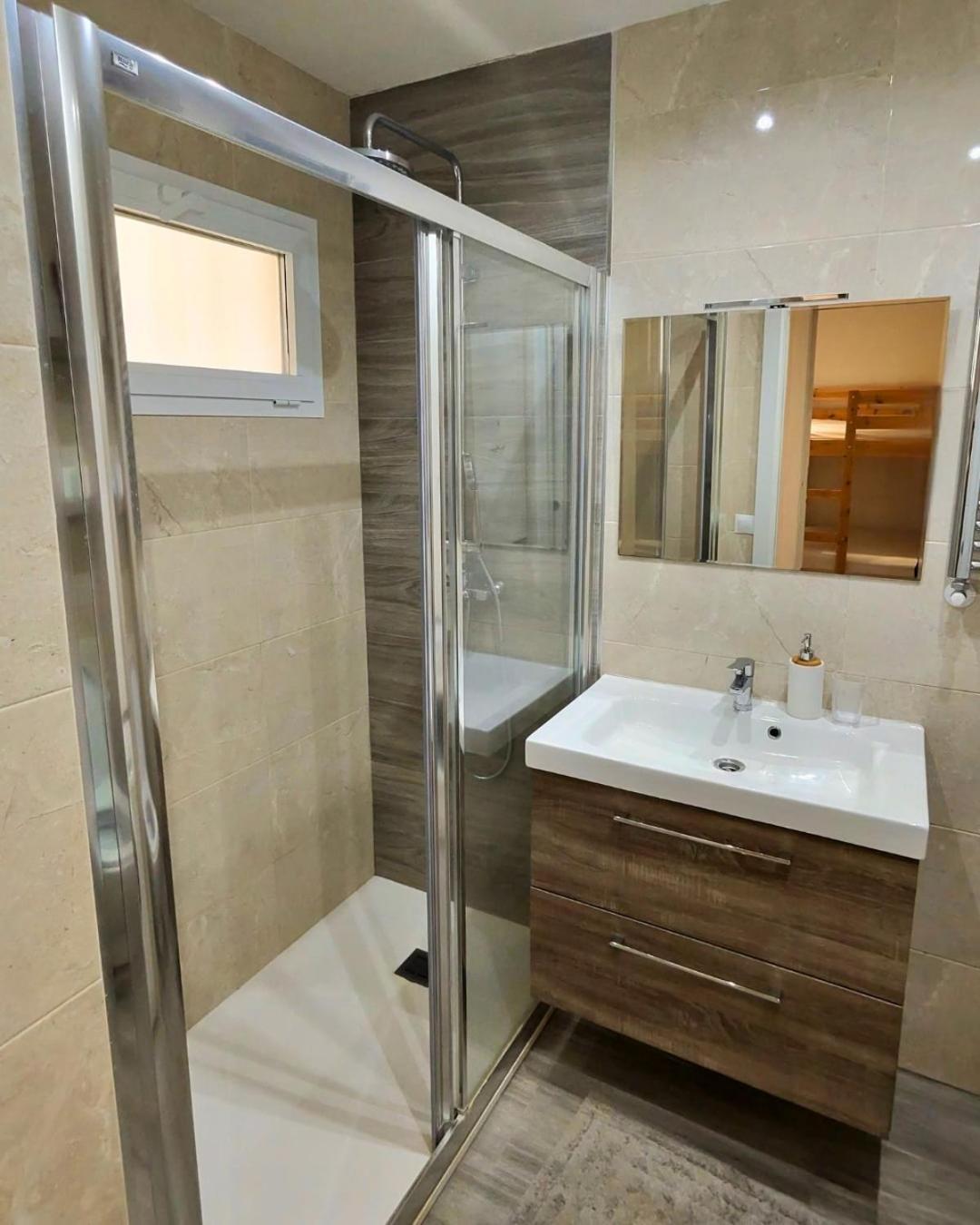 Sea View 2Br Beachfront & Cozy Balcony Marbella * Marbella